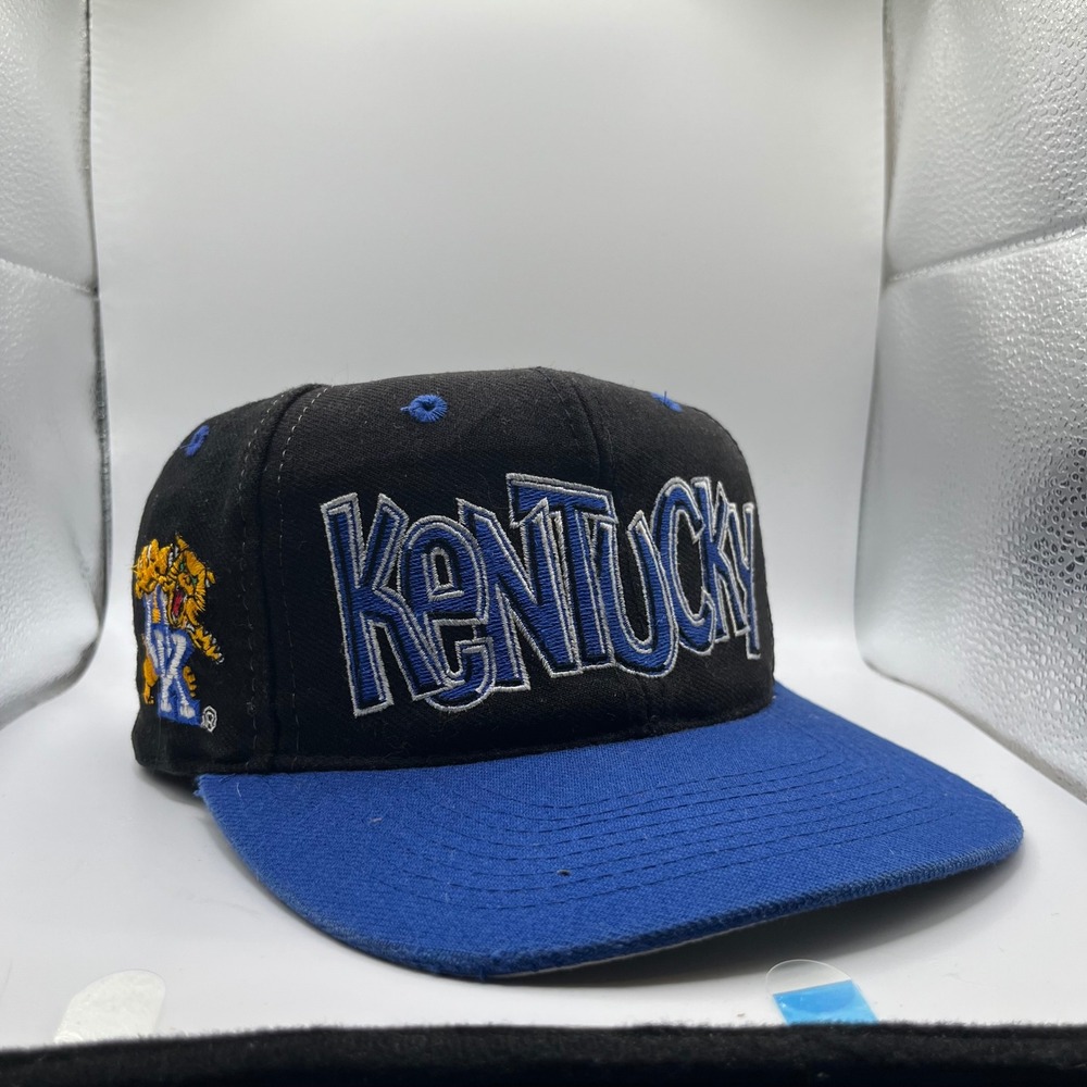 Vintage Top of the World Hat Kentucky Wildcats Size 7 Black Blue Fitted Cap 90s